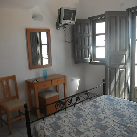 Dagris Kamari (Santorini)