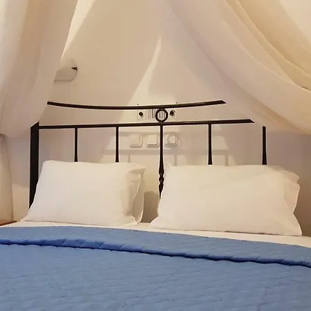 Apartment Dagris Kamari (Santorini)